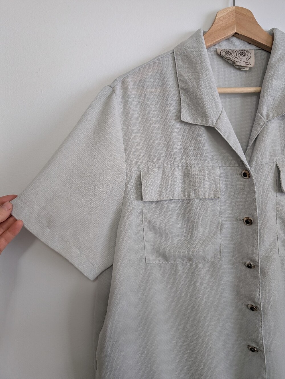 Vintage 80 Petite XL Blouse Button Short Sleeve Shirt Grey Authentic Travel Wear